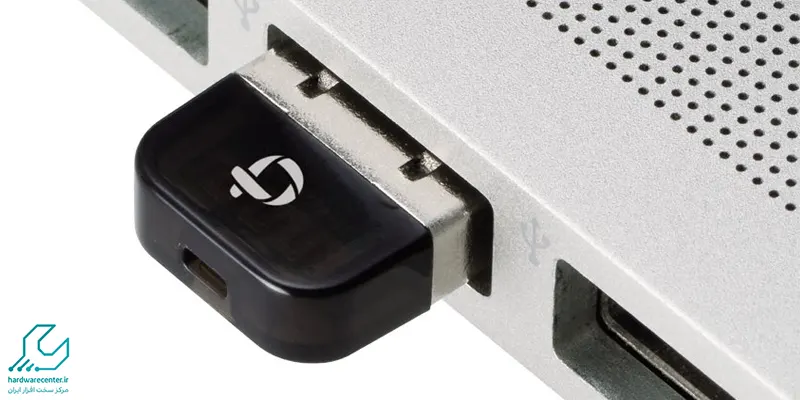 اتصال به پورت USB دیگر را بررسی کنید